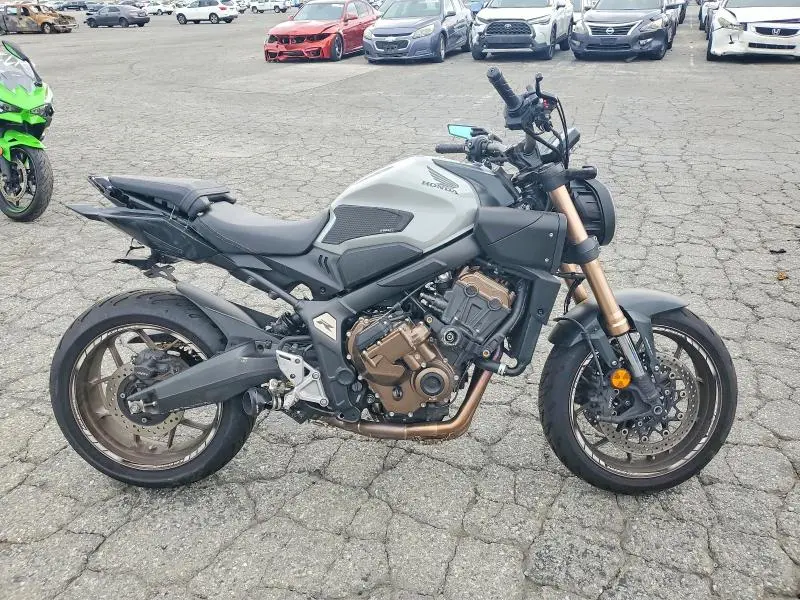 MLHRH1659R5000441