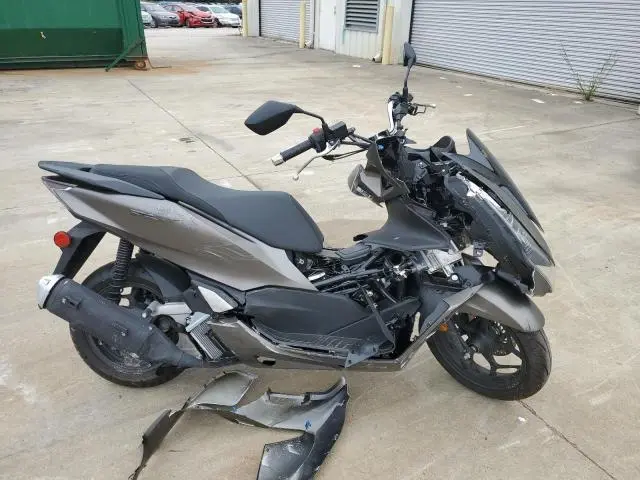 RLHKF4720RY200123