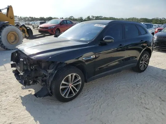 SADCJ2BV9HA497607