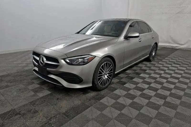 W1KAF4GB2NR036864