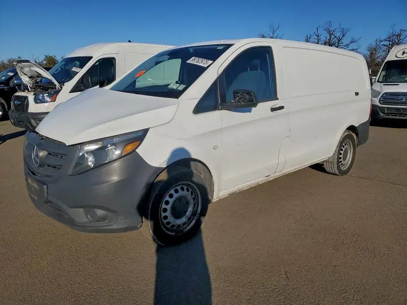 W1YV0BEY1L3701869