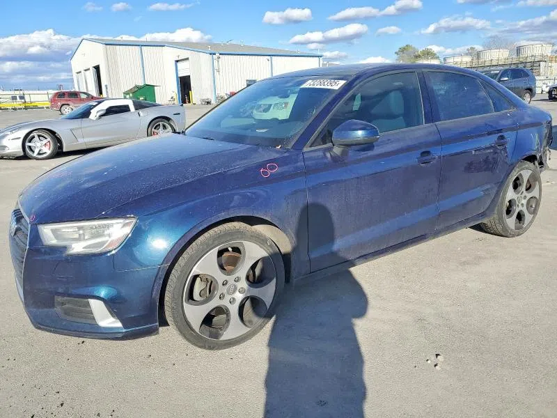 WAUAUGFFXJ1004756