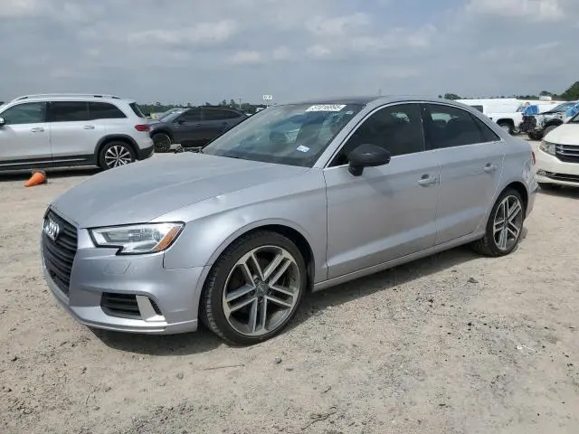 WAUAUGFFXK1010767