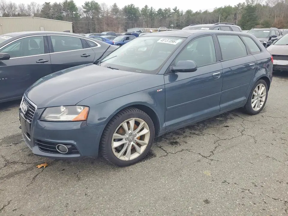 WAUBEAFM0CA151801