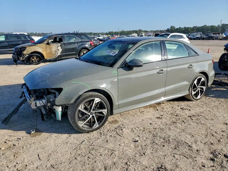 WAUJEGFF3LA032785