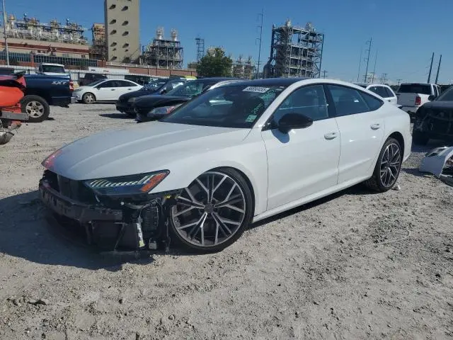 WAUSFBF22RN048432