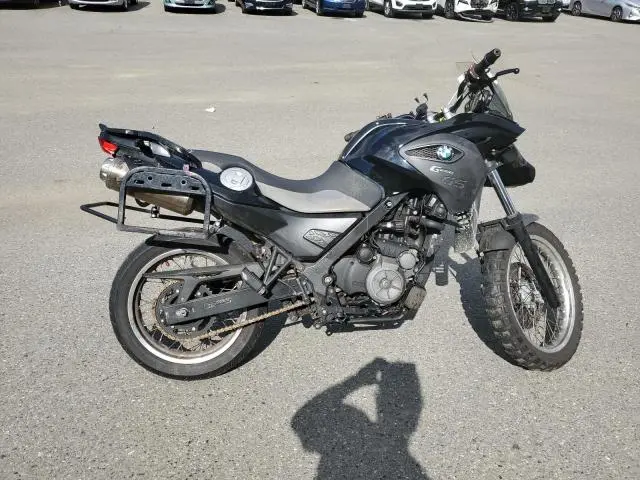 WB1018904EZY95586