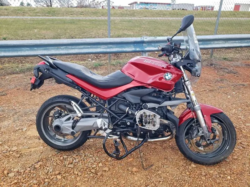 WB1049000BZX96740