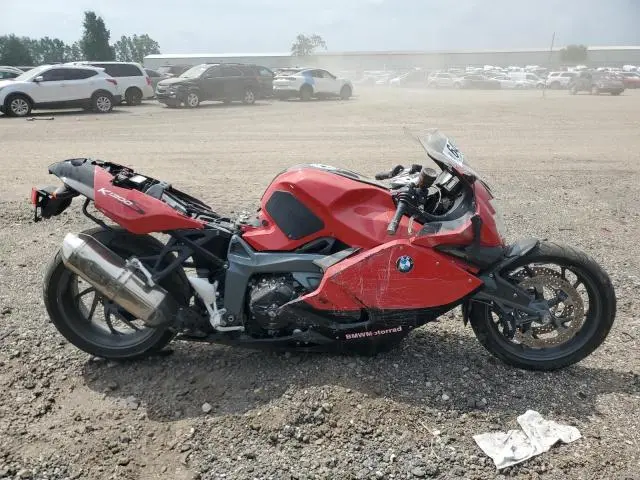 WB1050907BZV94070