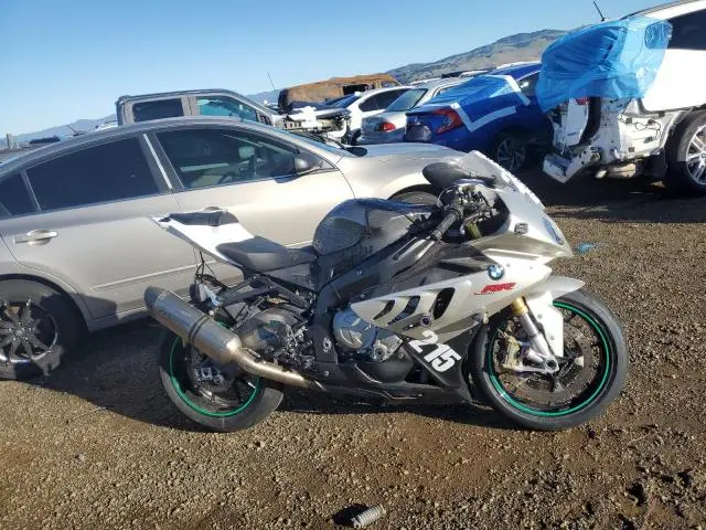 WB1051701BZV42376