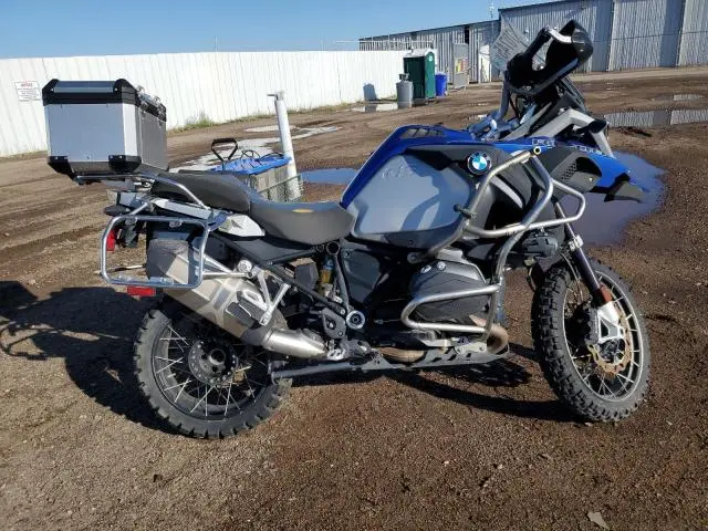 WB10A1205FZ098458