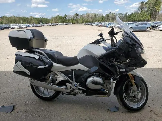 WB10A1304JZ466975