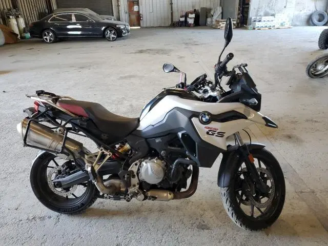 WB10B1809KZ786915