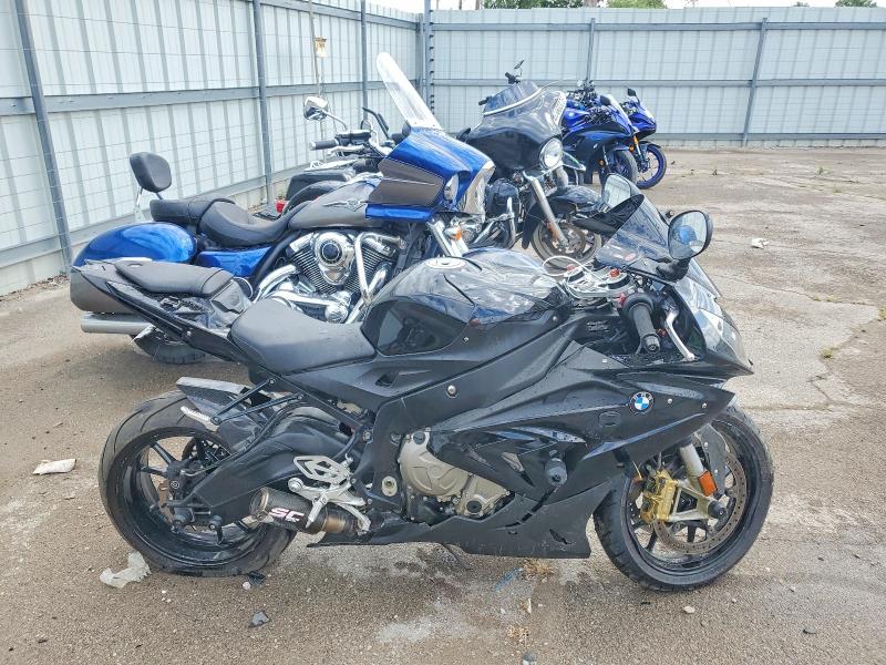 WB10D2101FZ351533