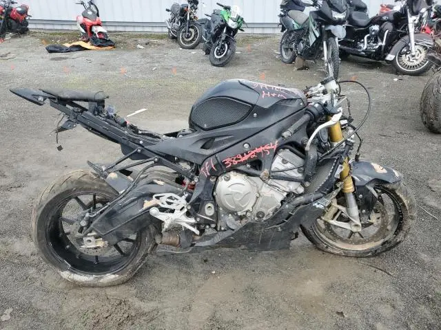 WB10D2103GZ354886