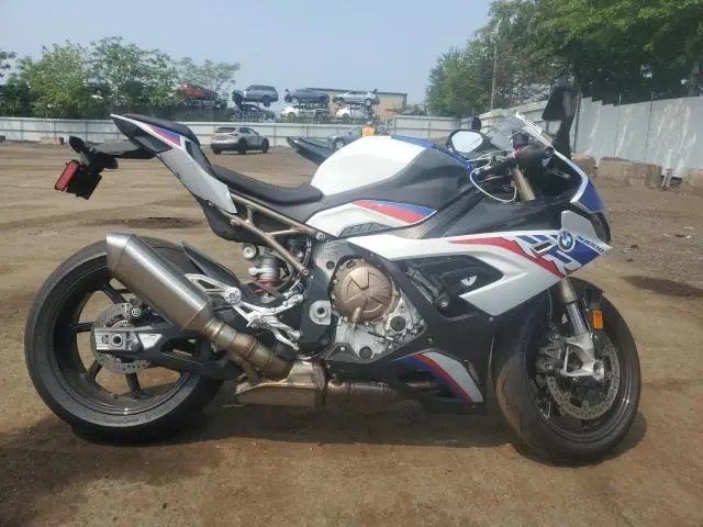 WB10E230XM6E70001