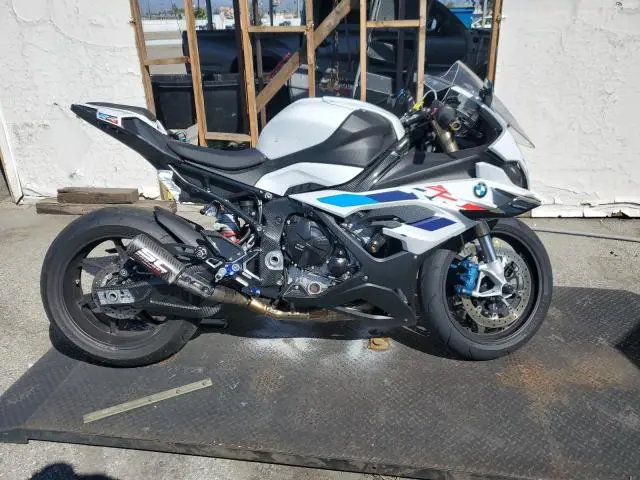WB10E6305R6J85069