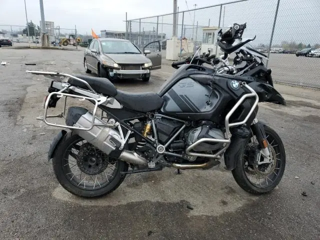 WB10M1300P6H36708