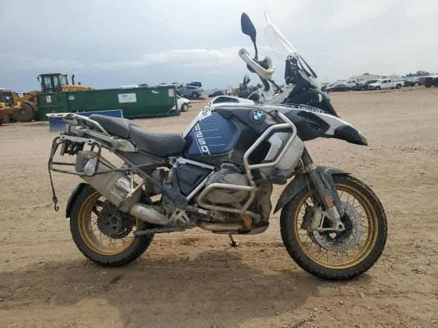 WB10M1304P6G46588
