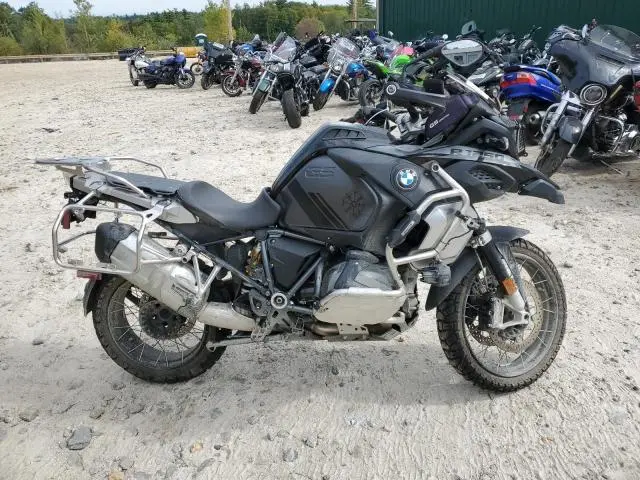 WB10M1308M6E85948