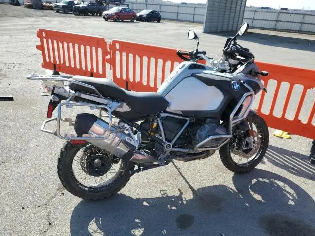 WB10M130XM6D86533