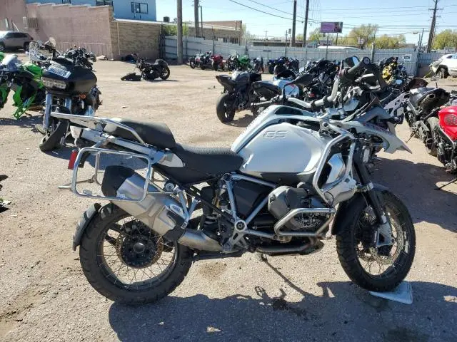 WB10M130XN6F14268