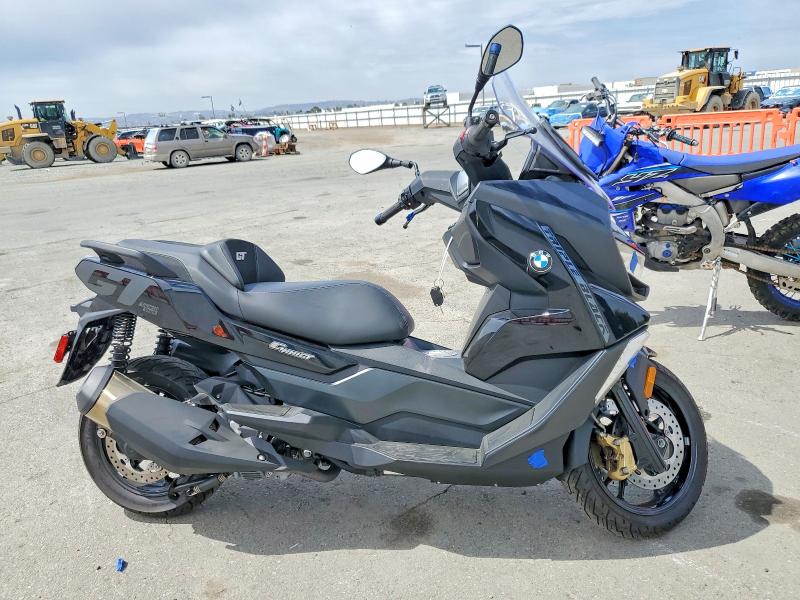 WB40C6305RS923260