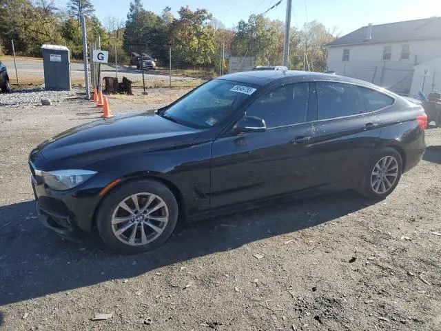 WBA8Z5C51FD672015