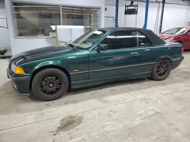 WBABJ8332WEM22807