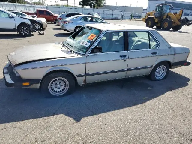 WBADK8302J9901564