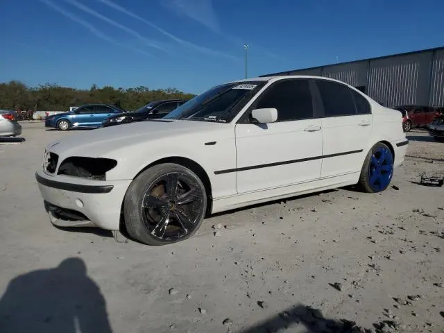 WBAET37403NJ26127