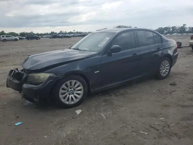 WBAPH775X9NL84979