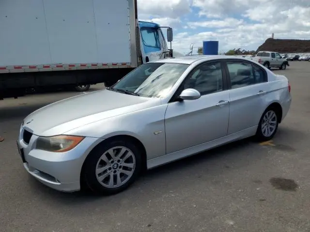 WBAVB13526KR63358