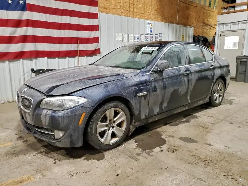 WBAXH5C53DD106563