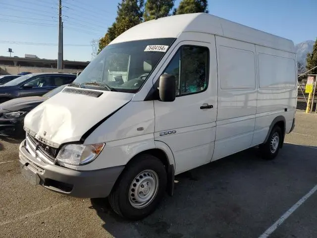 WD2PD644045707710