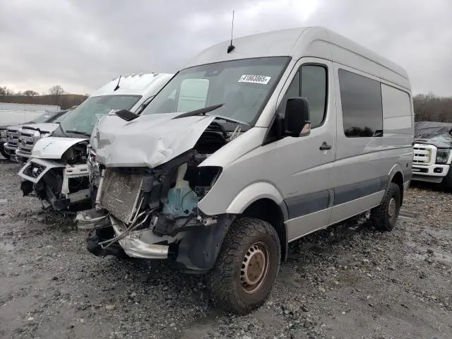 WD4FE7CD7GP299660
