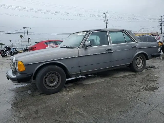 WDBAB33A3EA118970