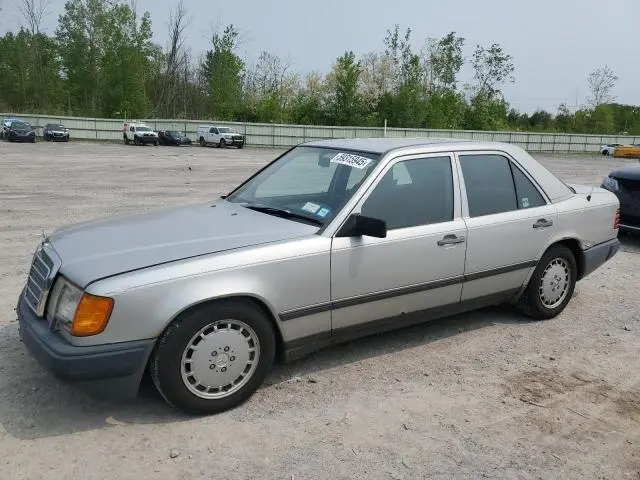WDBEA30D7KA942808