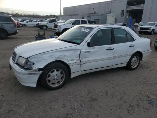 WDBHA24G1XA799003