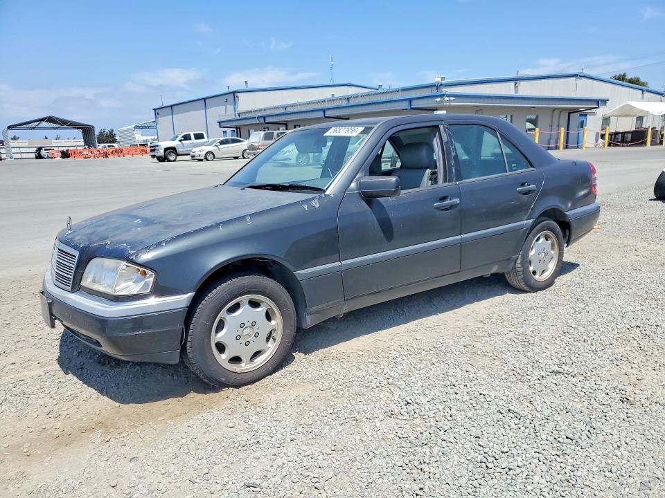 WDBHA28E1SF161483