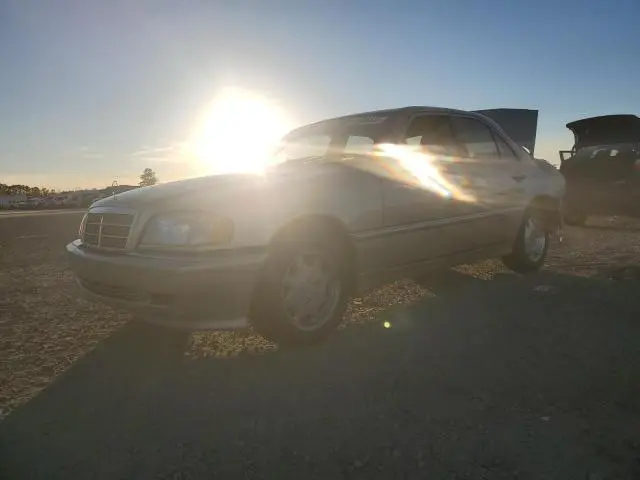 WDBHA29G3WF717668