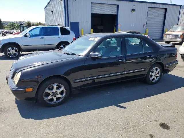 WDBJF65J22B471855