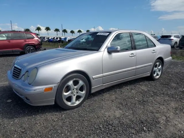 WDBJF65J22B494049