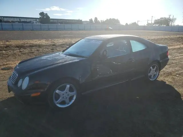 WDBLJ70G02T100860