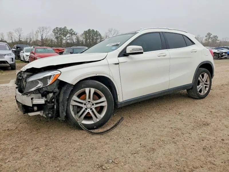 WDCTG4GB8HJ304989