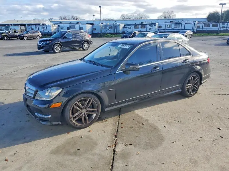 WDDGF4HB1CA609595