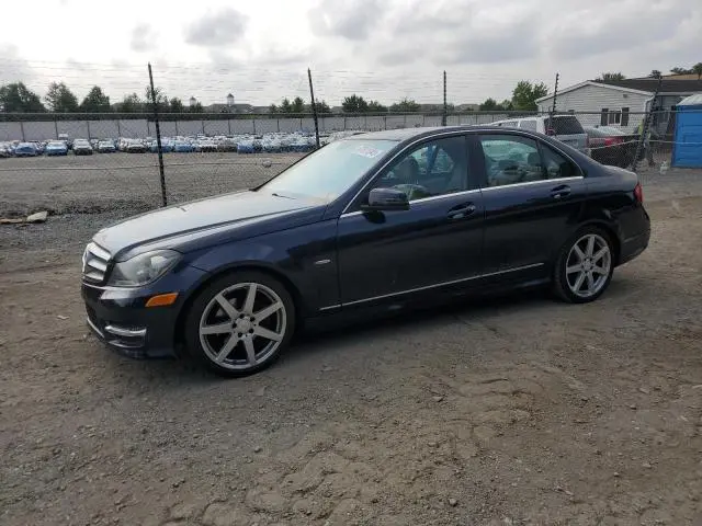 WDDGF4HB2CR237945