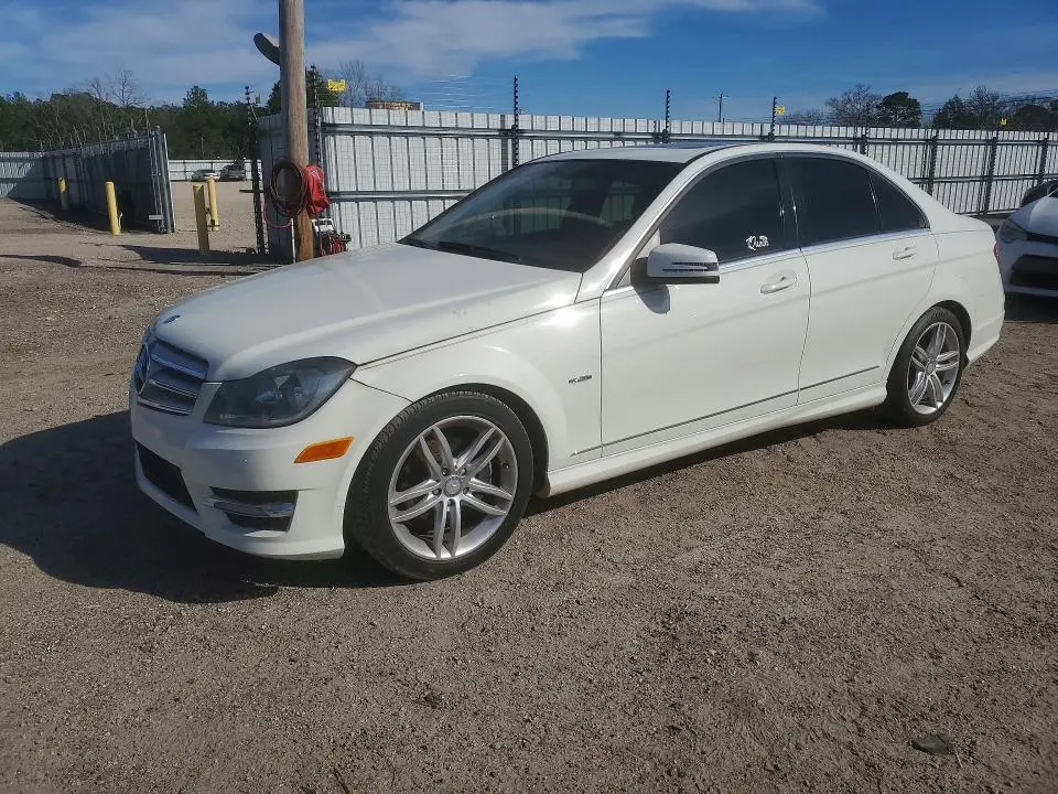 WDDGF4HB4CR239681