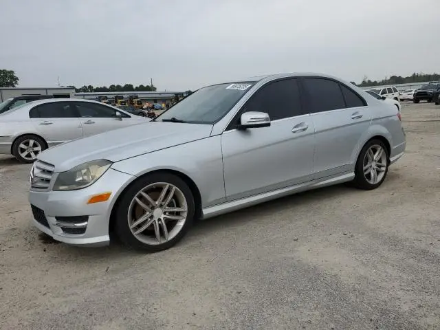 WDDGF4HB4DR256028