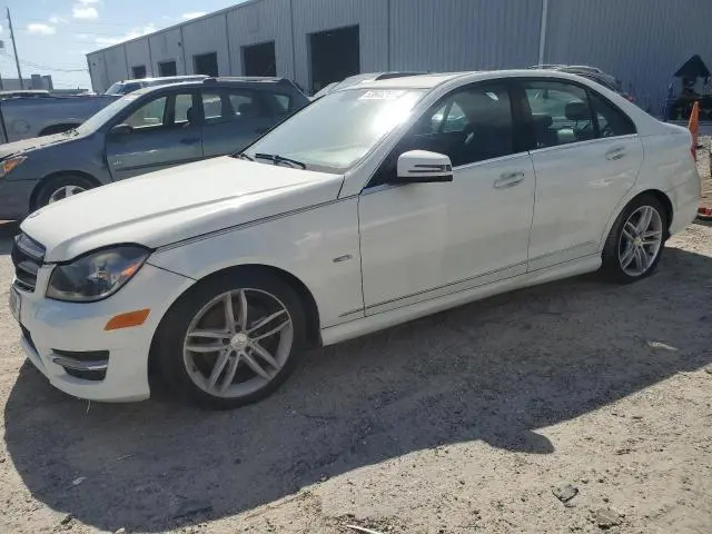 WDDGF4HB5CR213347